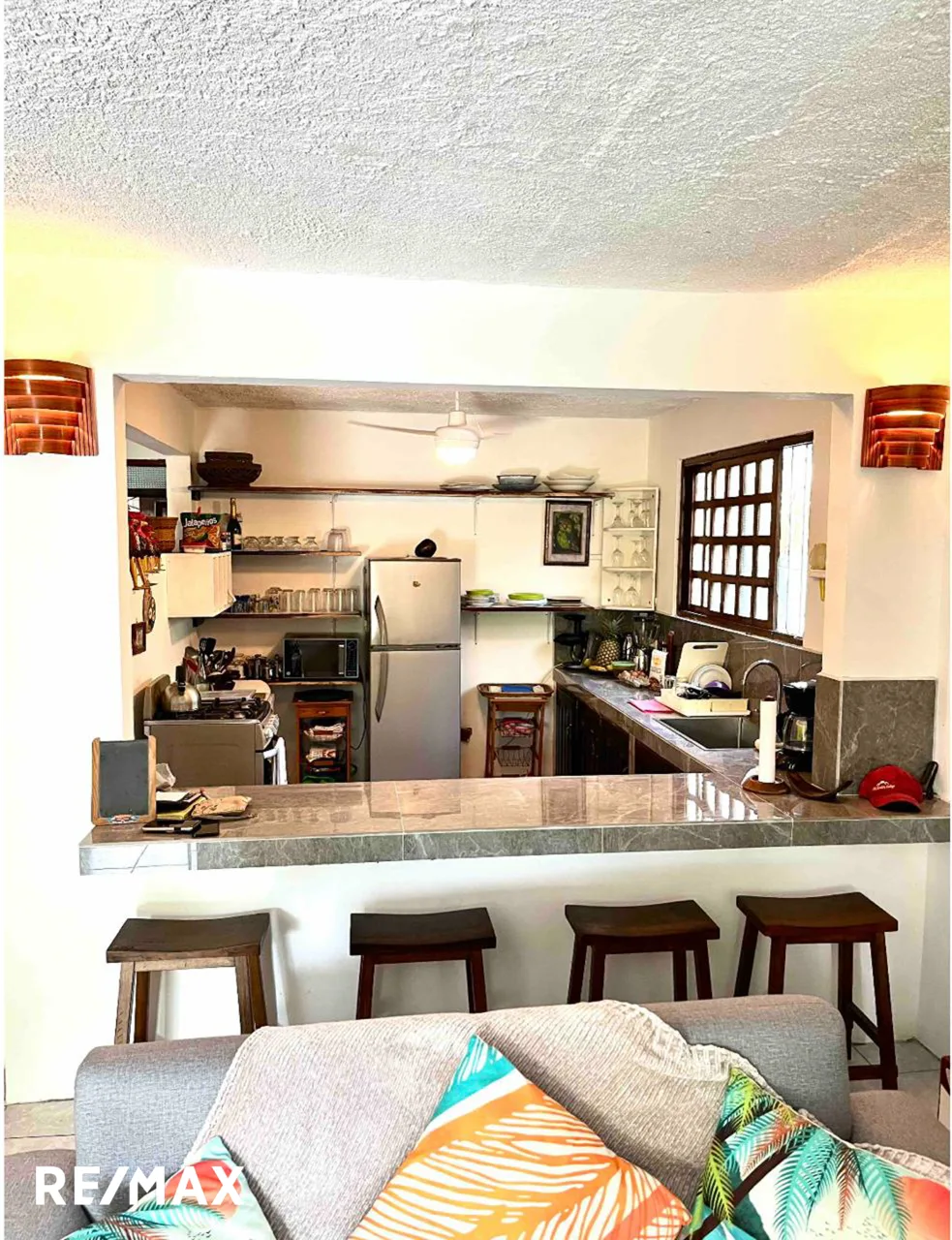 REDUCED – Boutique Vacation Rental Investment in Downtown Samara, photo 8