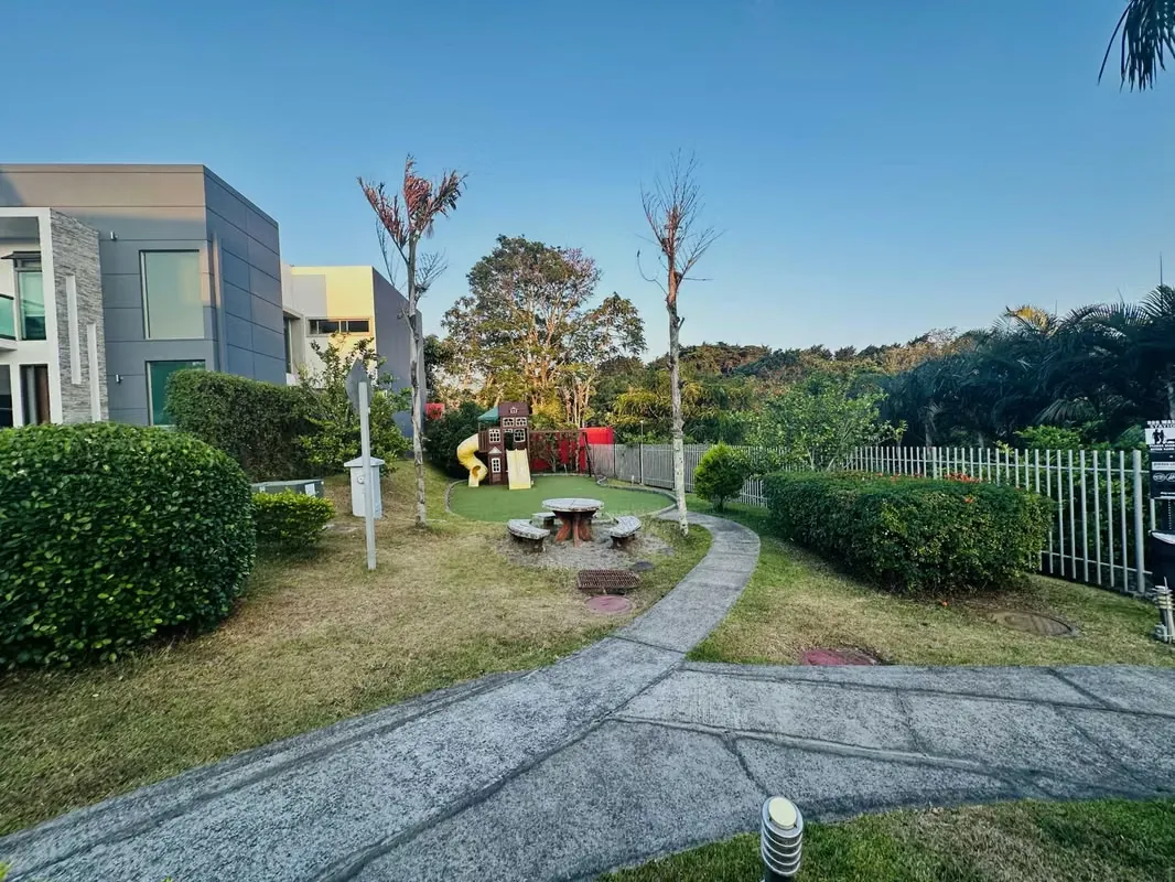 Casa en venta en exclusivo condominio en Sabanilla, ubicada en una calle tranquila que ofrece privacidad y comodidad., photo 7