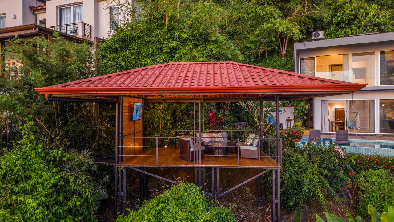 PROPERTY WITH THREE BEDROOM WITH BALCONY AND PANORAMIC VIEWS OF THE OCEAN AND SUNRISE, IN DOMINICAL AYACUCHO – 0.3 ACRES, photo 9