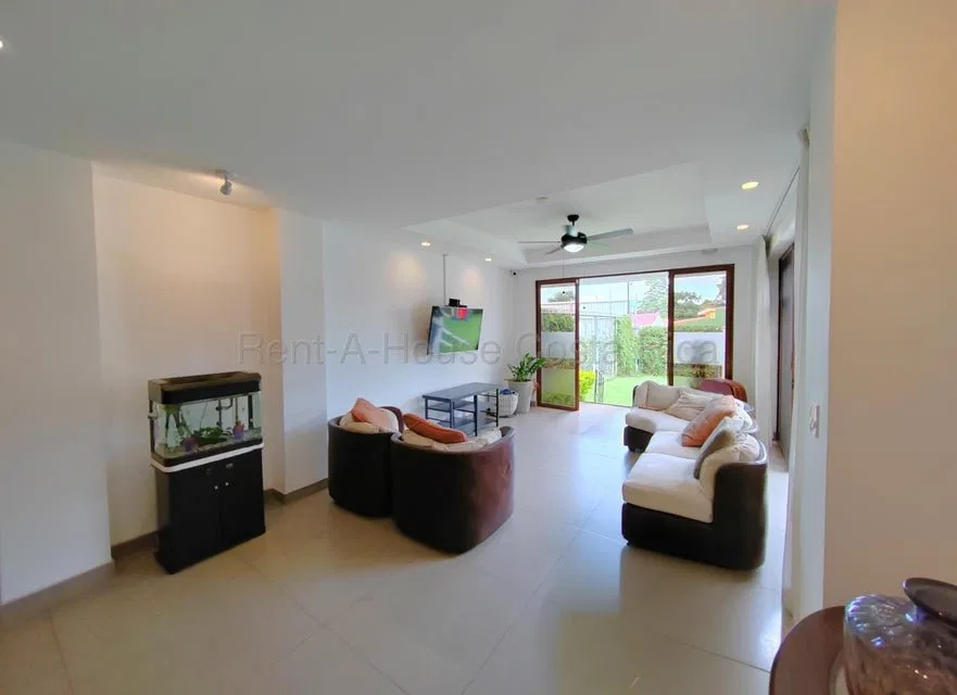 Venta de Casa en Montes de Oca-San Pedro.  - Venta en Montes de Oca