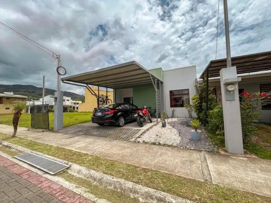 Oportunidad de adquirir esta amplia casa, en condominio en Cartago RAH 24-159 - Alquiler / Renta en Quebradilla