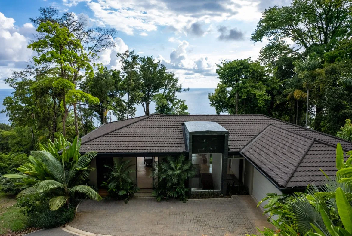MODERN TROPICAL 4 BEDROOM IN GATED COMMUNITY NEAR DOMINICAL, photo 12