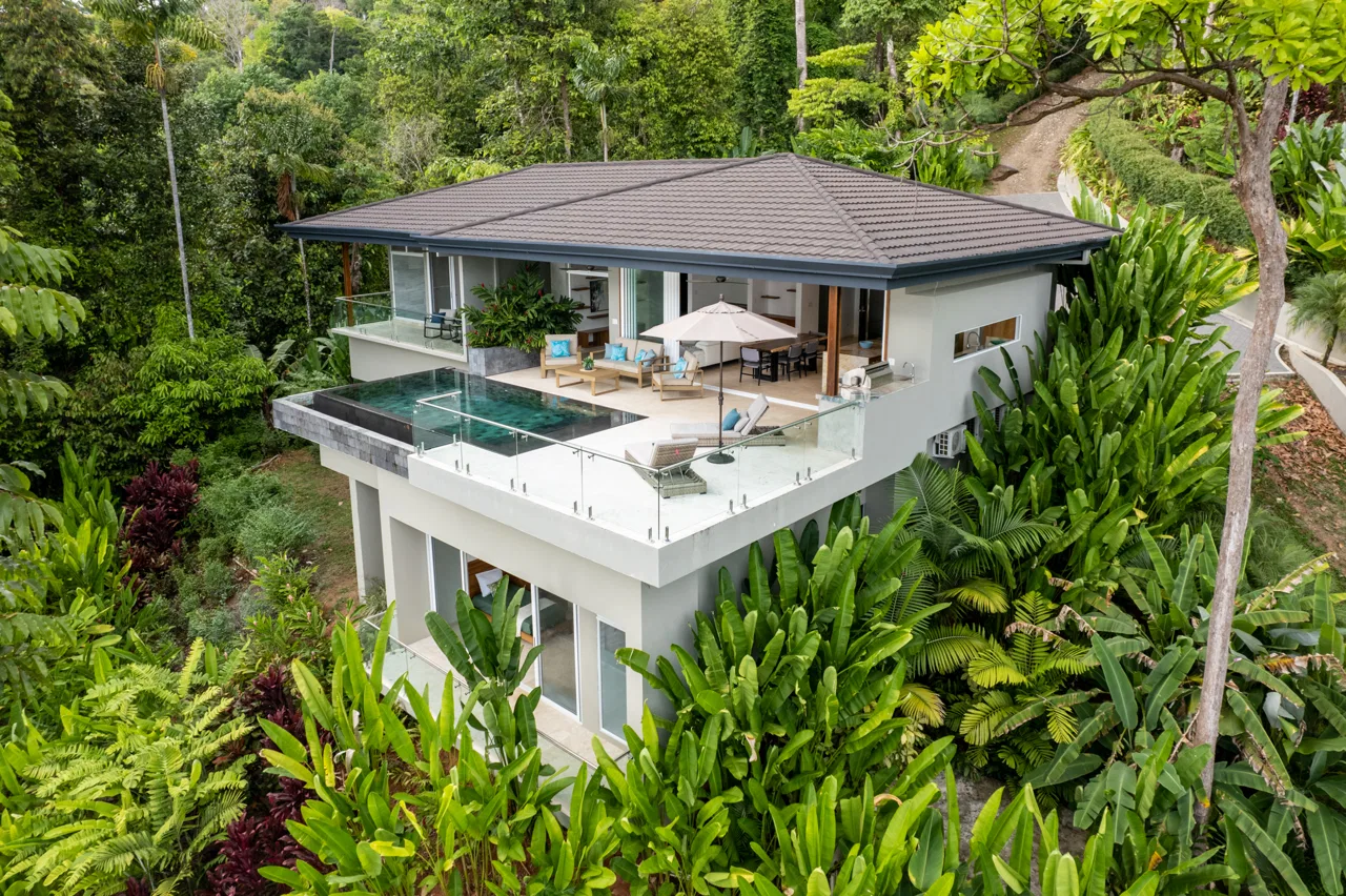 MODERN TROPICAL 4 BEDROOM IN GATED COMMUNITY NEAR DOMINICAL, photo 3