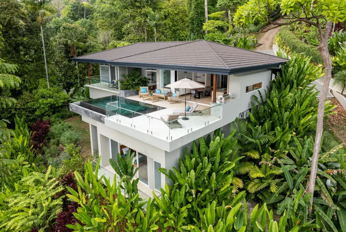 MODERN TROPICAL 4 BEDROOM IN GATED COMMUNITY NEAR DOMINICAL, photo 4