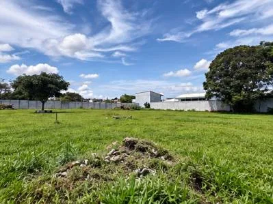 Amplitud y privacidad: lote de 1.696 m² en Villa Kika, Heredia, photo 3