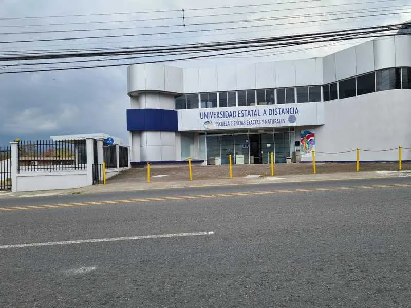 10 Bed Commercial For Sale in Montes de Oca, photo 2