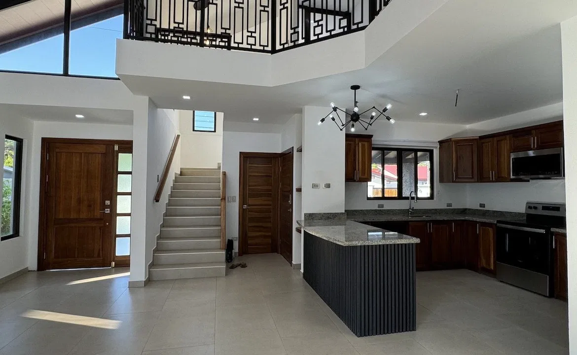 3 BEDROOM HOME IN CENTRAL UVITA, photo 12