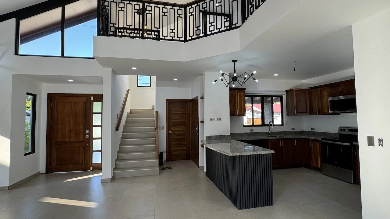 3 BEDROOM HOME IN CENTRAL UVITA, photo 13