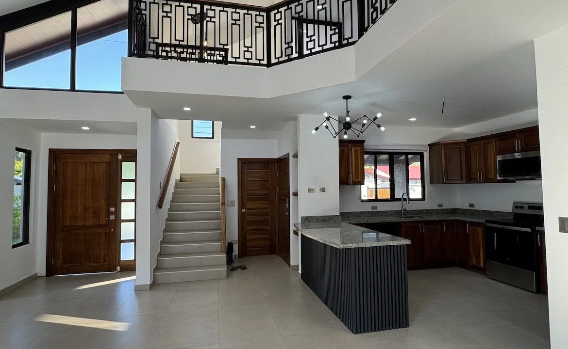 3 BEDROOM HOME IN CENTRAL UVITA, photo 14