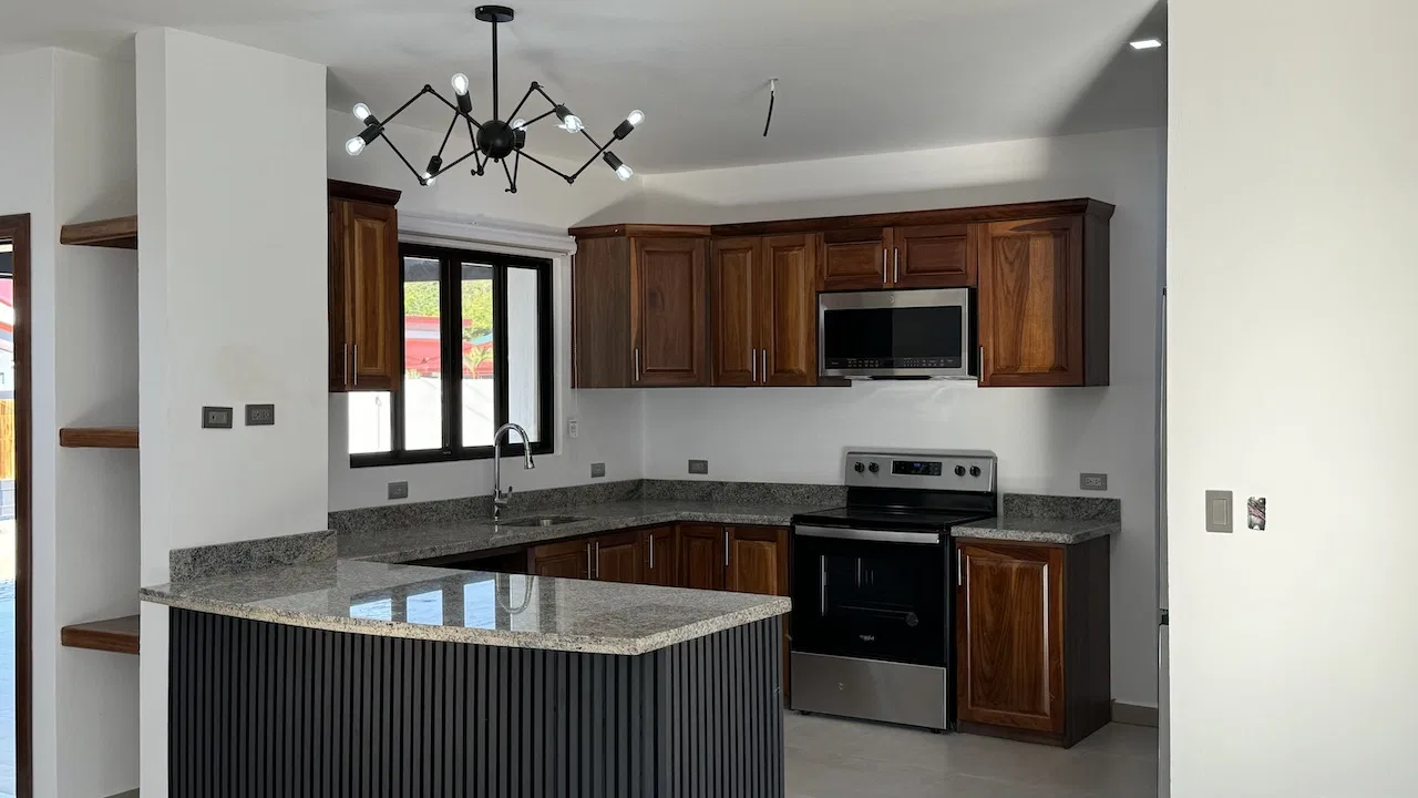 3 BEDROOM HOME IN CENTRAL UVITA, photo 9