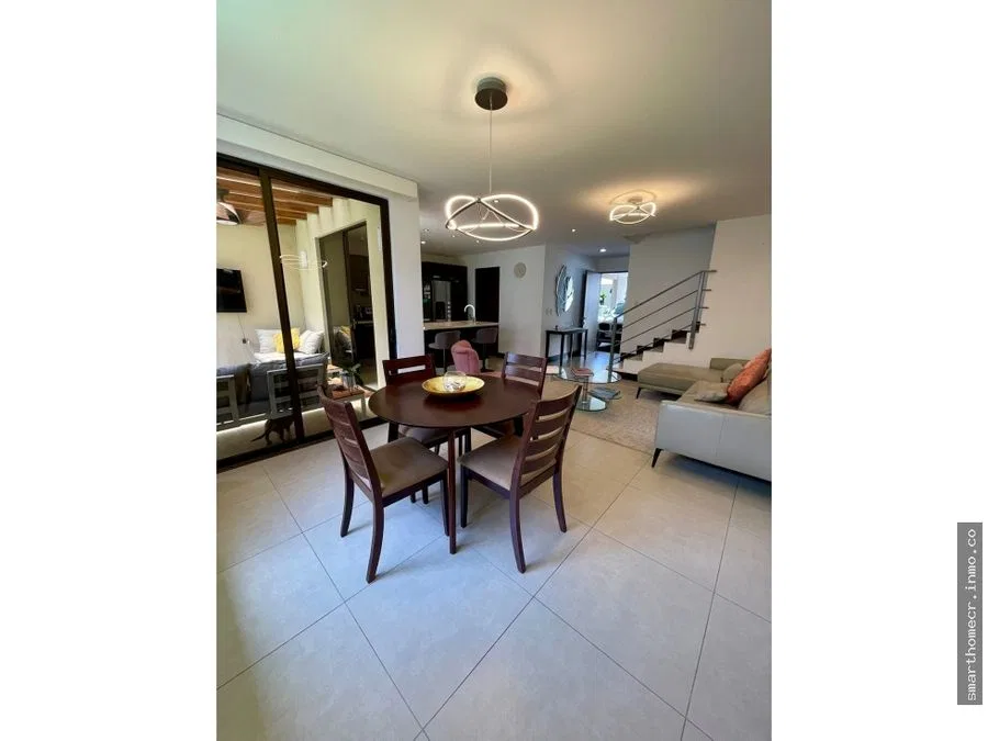 SE VENDE AMPLIA CASA EN CONDOMINIO PARQUES DEL SOL, photo 3