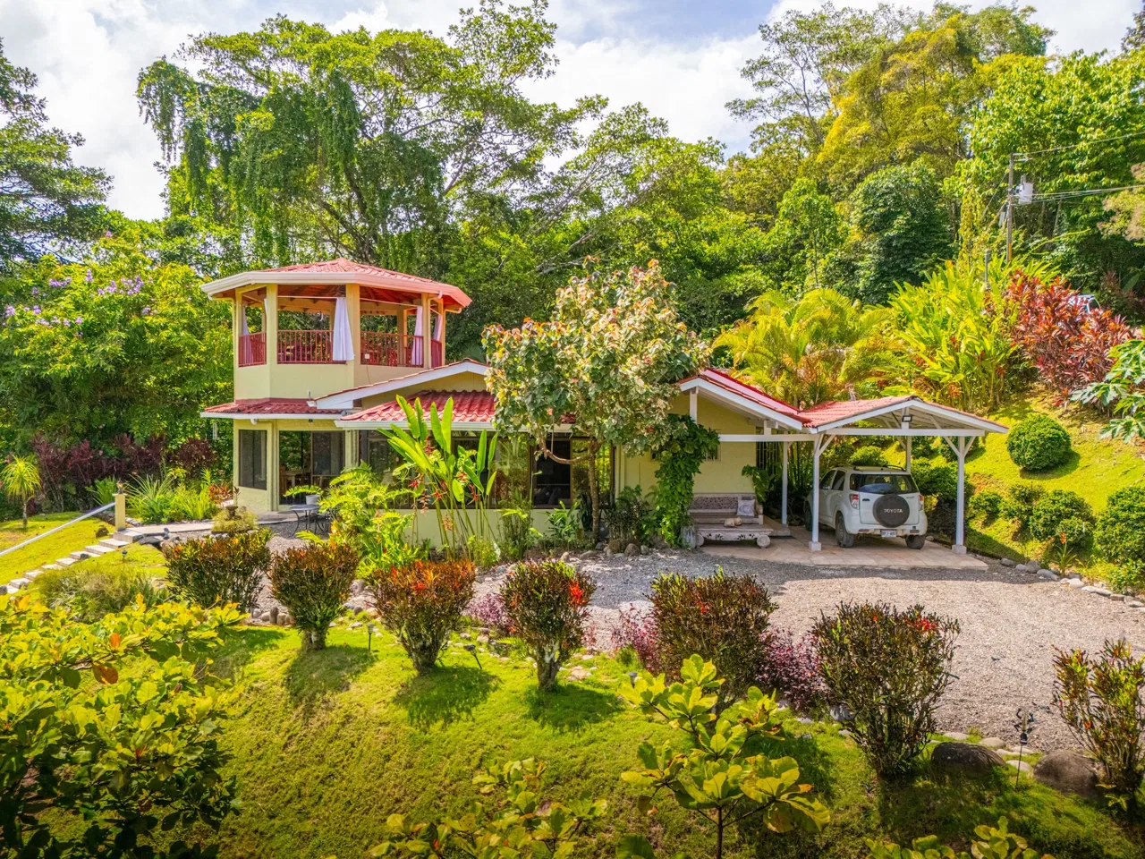 MOUNTAIN PROPERTY WITH VALLEY VIEWS AND GUEST HOUSE, IN OJOCHAL – 4.8 ACRES