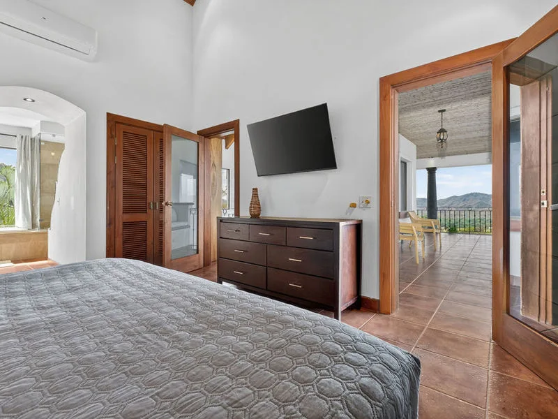 4 Bed Single Family Homes For Sale in Playa Potrero, photo 8