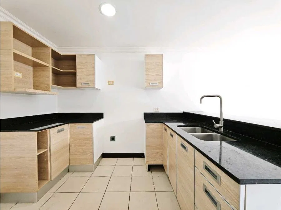 ALQUILER DE APARTAMENTO CON BALCON AVALON SANTA ANA