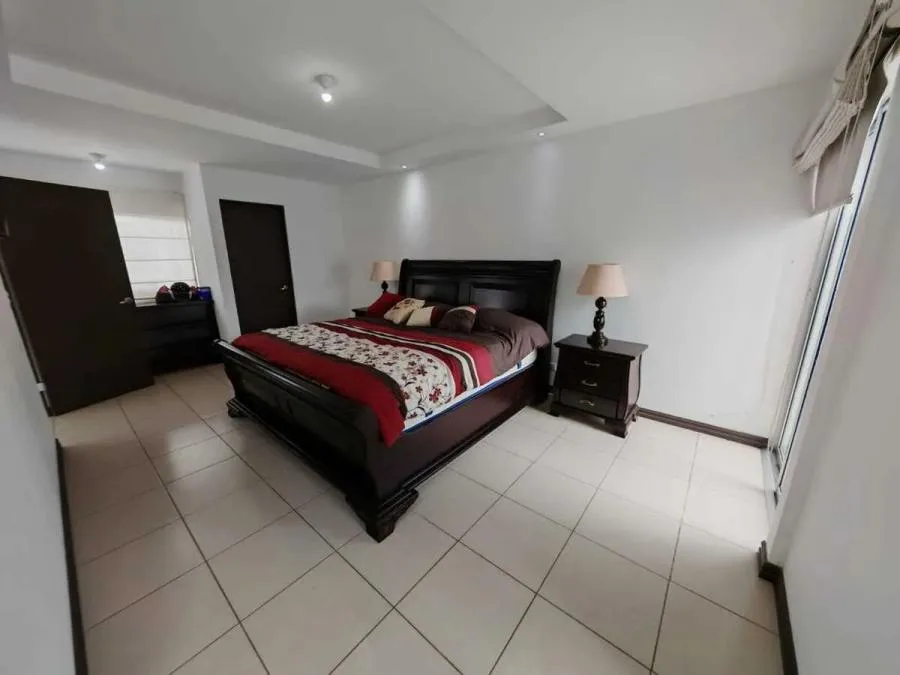 Alquiler de casa amoblada en condominio Vistas de Moravia UC4951 - Alquiler / Renta en San José, photo 14