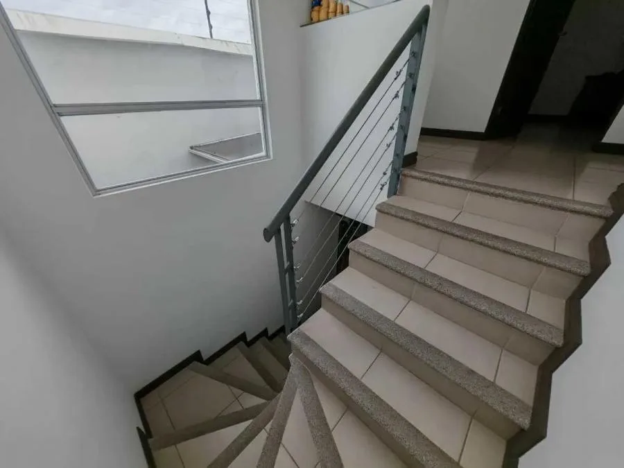 Alquiler de casa amoblada en condominio Vistas de Moravia UC4951 - Alquiler / Renta en San José, photo 9