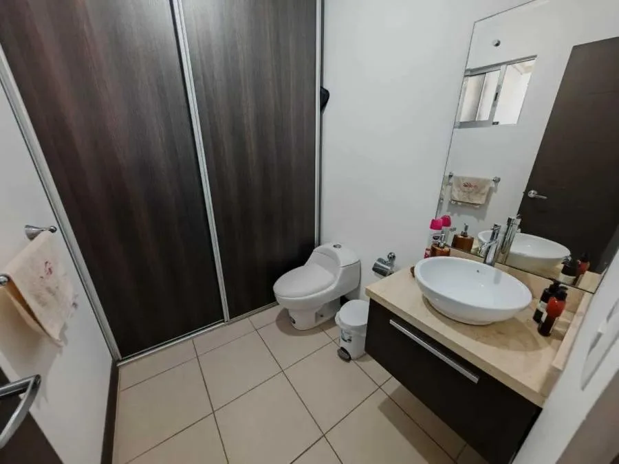 Alquiler de casa amoblada en condominio Vistas de Moravia UC4951 - Alquiler / Renta en San José, photo 10