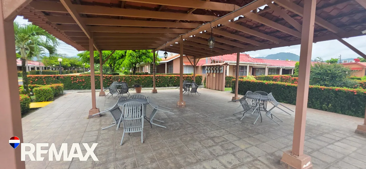 Paradise M-23 | Fully Remodeled | Beautifully Furnished, photo 3