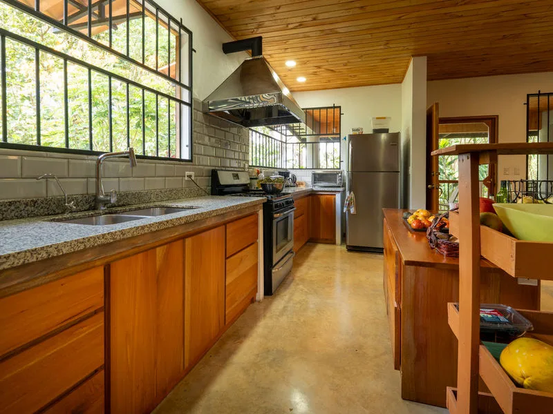6 Bed Single Family Homes For Sale in Perez Zeledon, photo 11