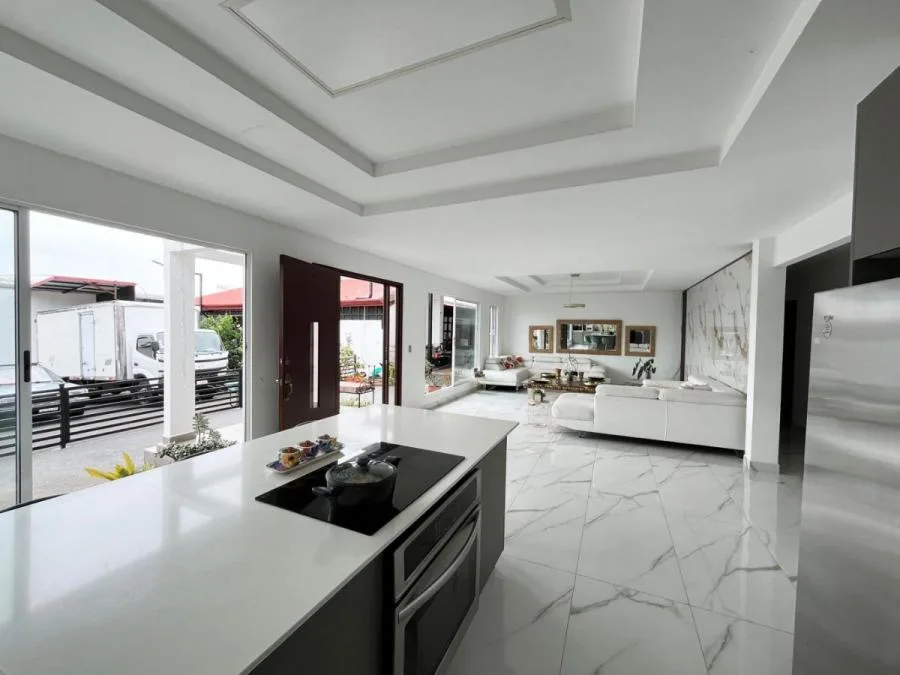 Venta de casa en lote de 1289 m2 en San Antonio Escazú  - Venta en Escazú, photo 7