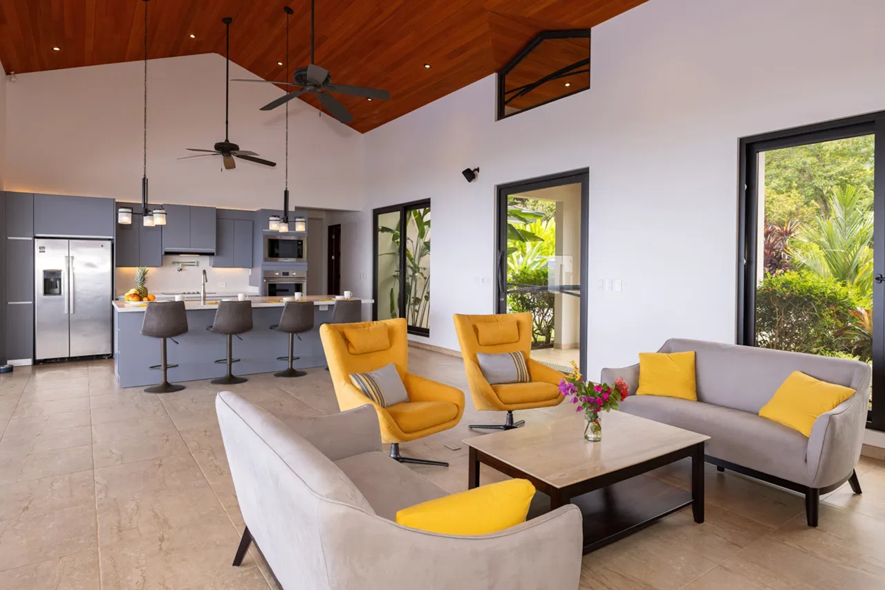 LUXURY PROPERTY WITH SPECTACULAR PANORAMIC OCEAN VIEWS WITH THREE BEDROOMS, IN PIÑUELA – 1.31 ACRES, photo 11