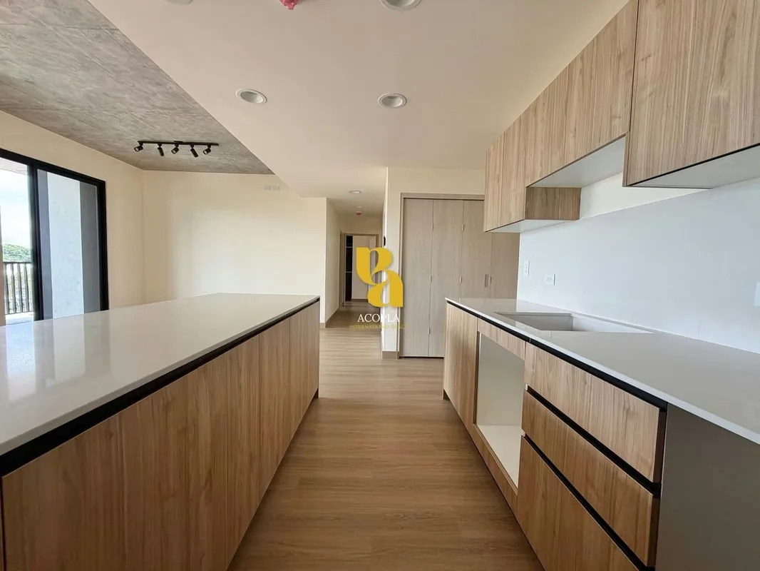 Se vende apartamento nuevo de 2 habitaciones en Rohrmoser.