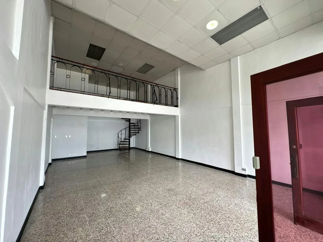 Commercial premises for rent near Paseo Colón | 24/7 security, photo 7