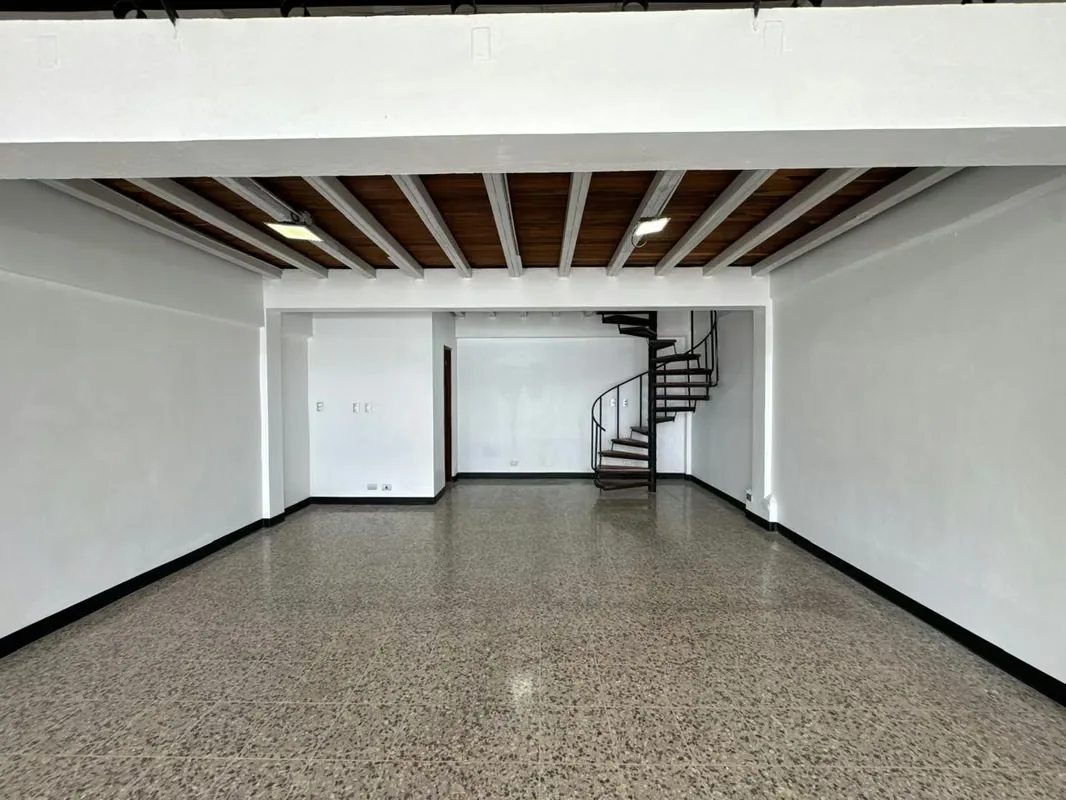 Commercial premises for rent near Paseo Colón | 24/7 security, photo 9