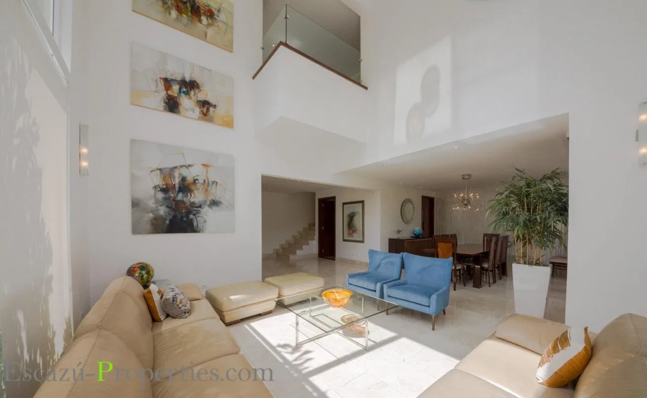 Condominios en venta en Escazú Costa Rica 414m2