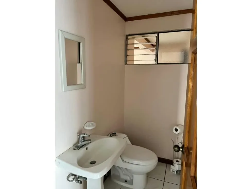 ¡Listo para mudarse a partir del 01 de Agosto 2025! Este acogedor apartamento completamente amoblado se ubica en ..., photo 5