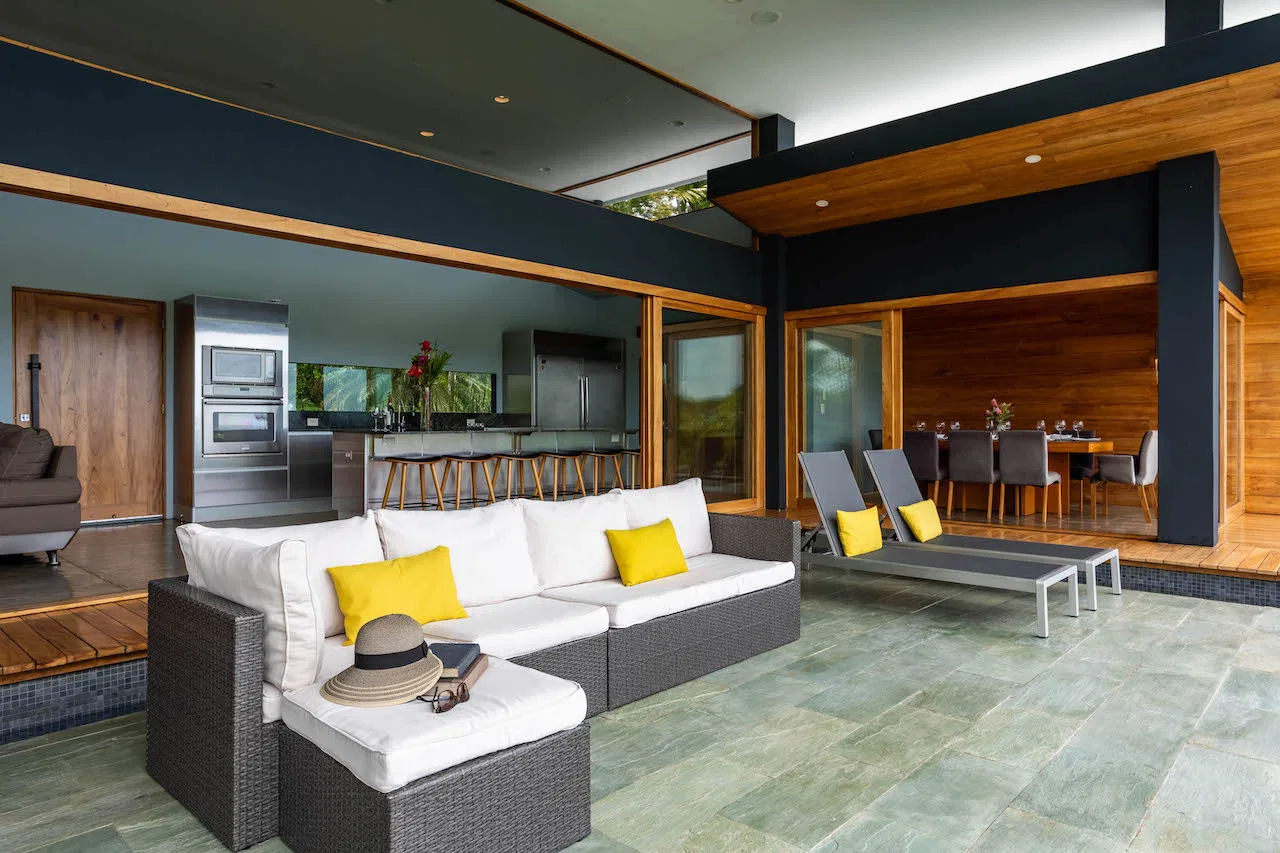LUXURY OCEAN VIEW PROPERTY WITH HOUSE AND GUEST HOUSE – 7.36 ACRES, photo 19