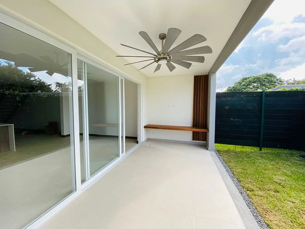 Disfrute de comodidad, privacidad y un estilo de vida exclusivo en esta hermosa residencia ubicada en un condominio de solo 22 casas, con excelentes acabados y amenidades para toda la ..., photo 12
