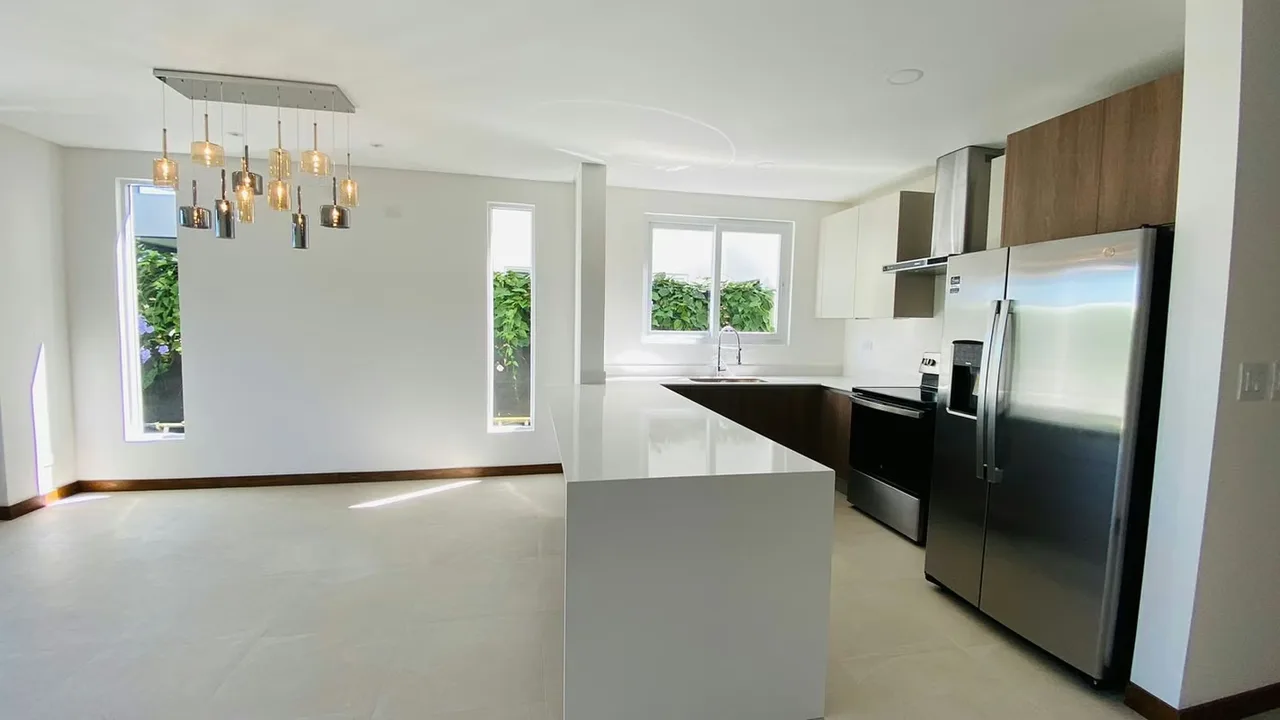 Disfrute de comodidad, privacidad y un estilo de vida exclusivo en esta hermosa residencia ubicada en un condominio de solo 22 casas, con excelentes acabados y amenidades para toda la ..., photo 8