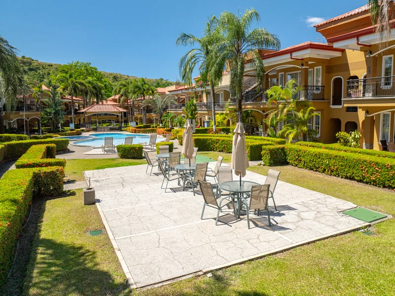 3 Bed Condo For Sale in Herradura, photo 8