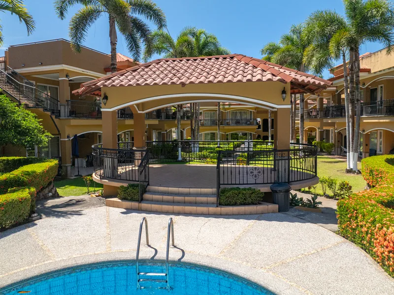 3 Bed Condo For Sale in Herradura, photo 9