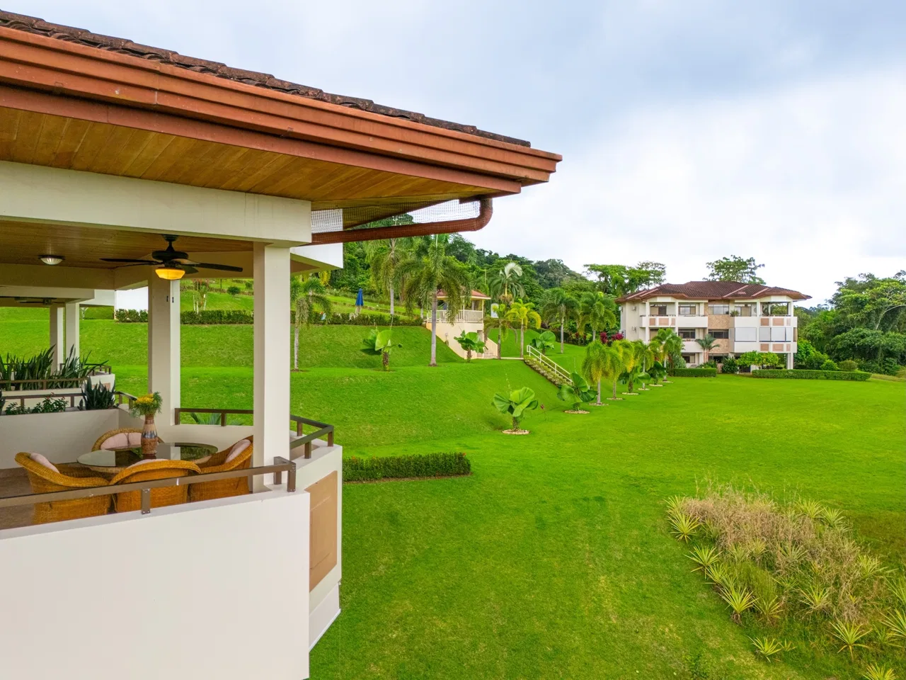 PROPERTY WITH TWO BEDROOM NEAR TO THE GOLF, IN SAN BUENAS – 30 ACRES