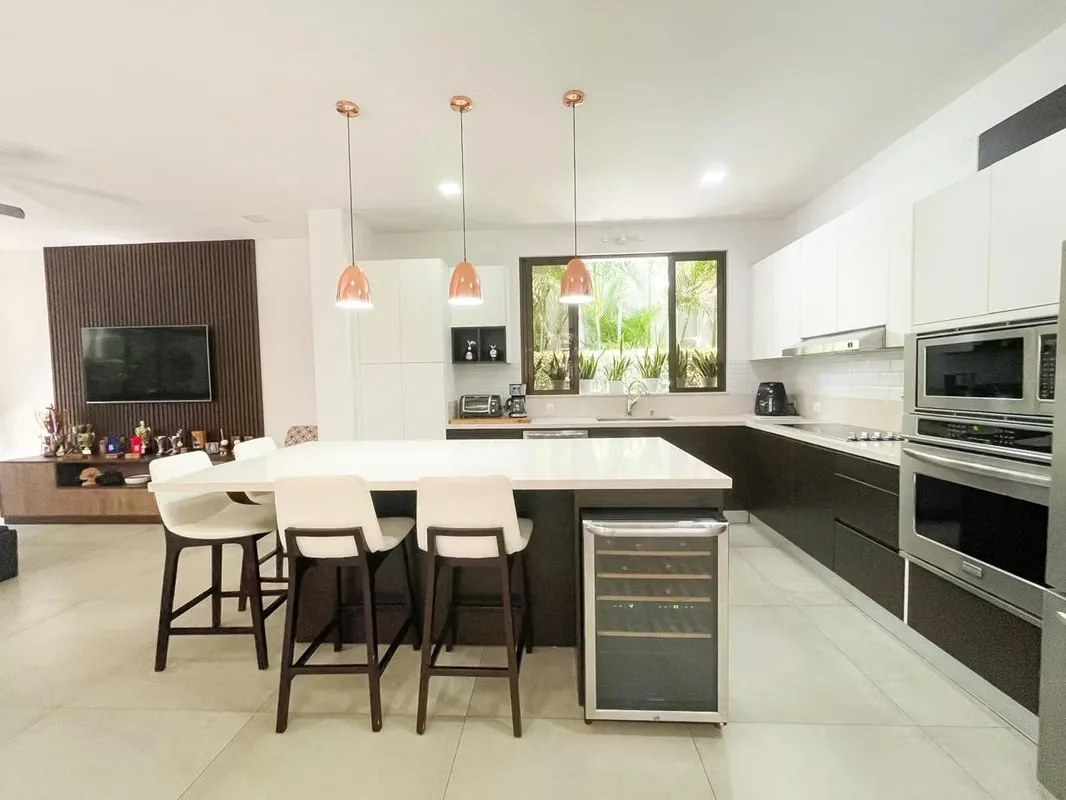 House for sale in a gated community in Pozos Sur, Santa Ana, photo 16