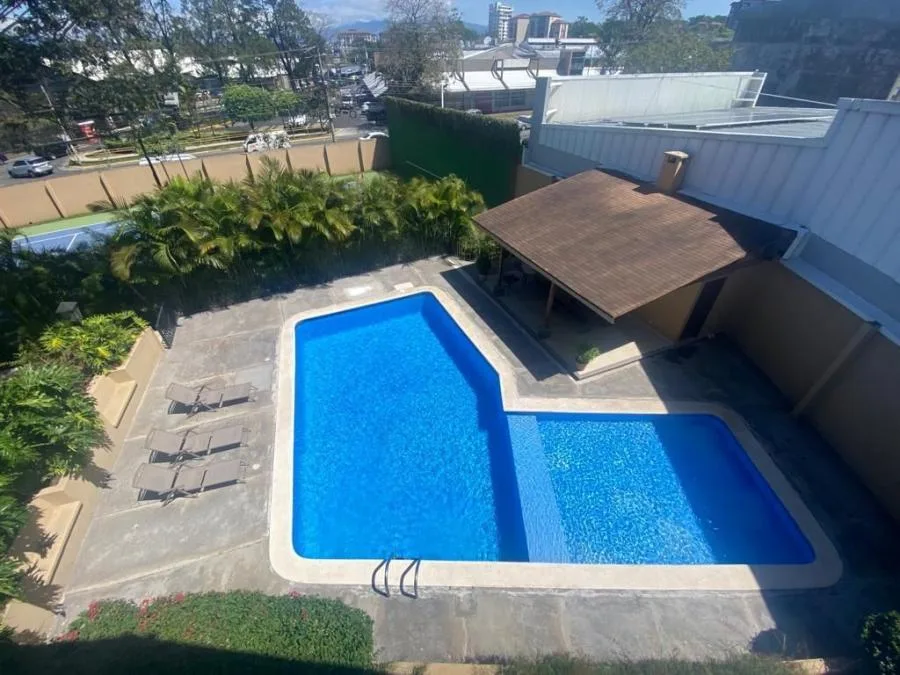 Casa en condominio céntrico en Escazú con amplios espacios #26-478 GS - Venta en Escazú, photo 14
