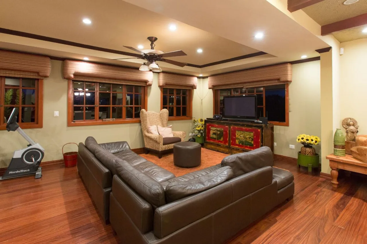 Luxurious “Tronadora”Lake Arenal Mansion for Sale with Picturesque Country Views and Lake Views, photo 13