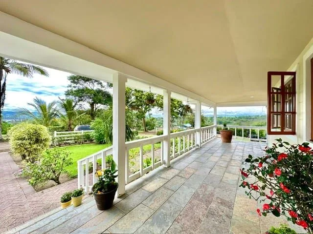 Luxurious “Tronadora”Lake Arenal Mansion for Sale with Picturesque Country Views and Lake Views, photo 4