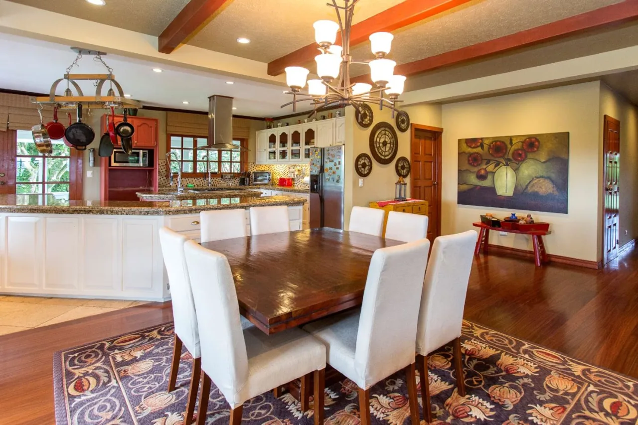 Luxurious “Tronadora”Lake Arenal Mansion for Sale with Picturesque Country Views and Lake Views, photo 7