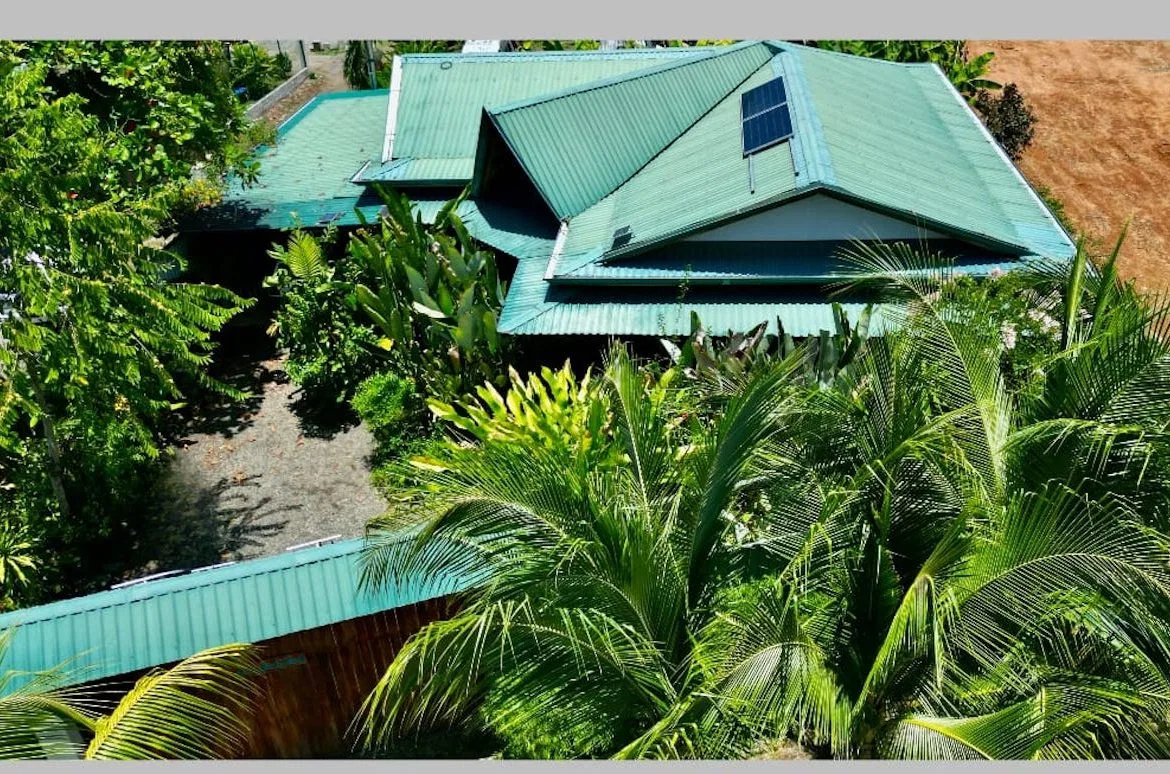 CASA BALI – 3 BEDROOM HOME WALKING DISTANCE TO THE BEACH, photo 2