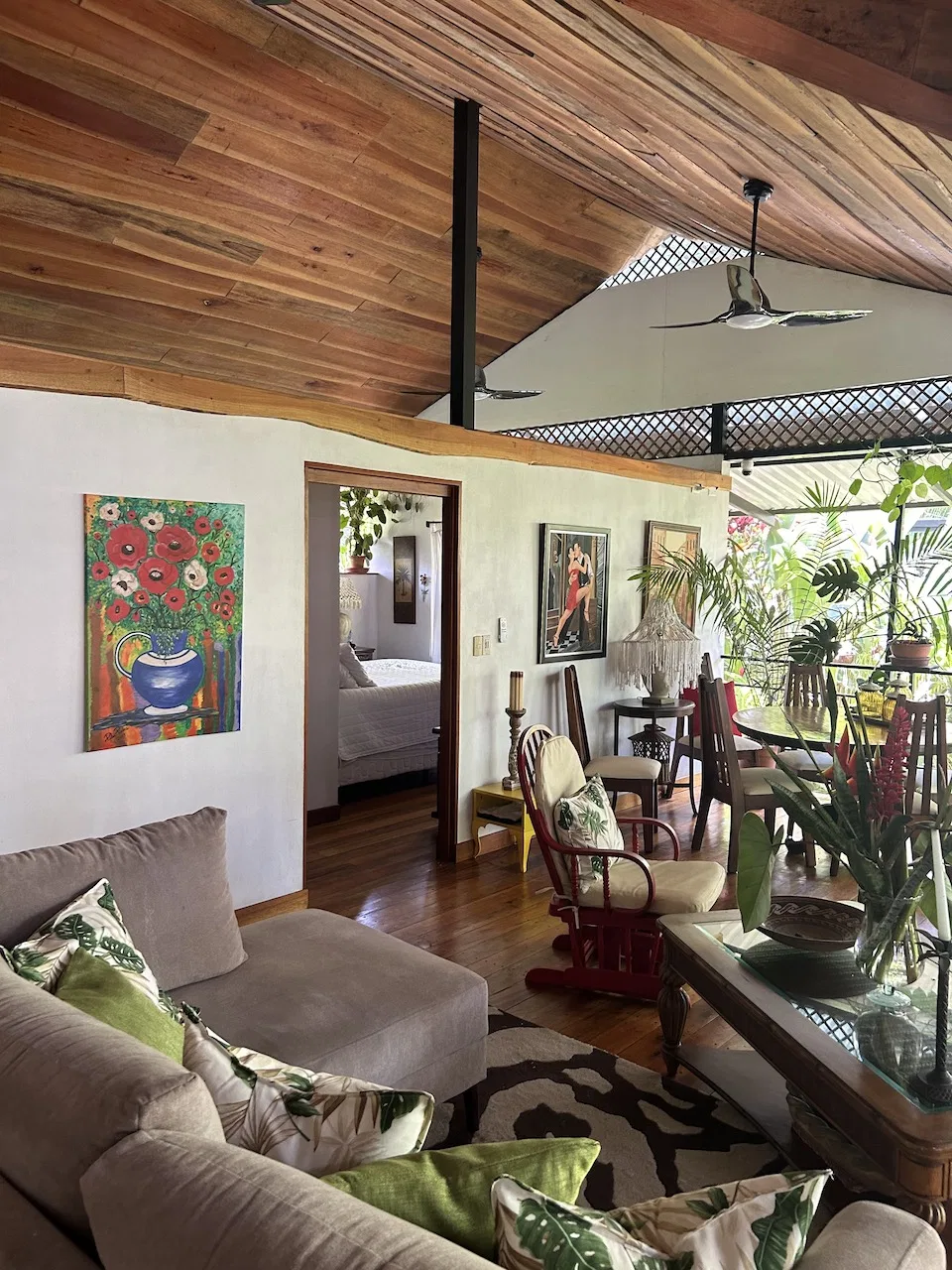 CASA BALI – 3 BEDROOM HOME WALKING DISTANCE TO THE BEACH, photo 9