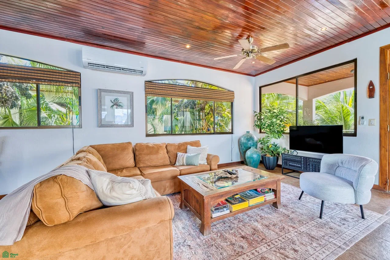Penthouse #8 La Buena Vida, Tamarindo, Tamarindo, Guanacaste 50309