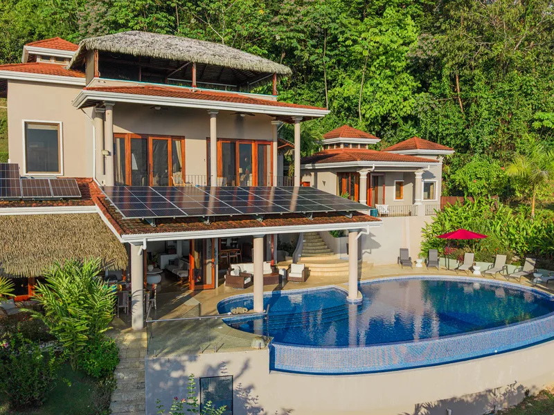4 Bed Single Family Homes For Sale in Dominical