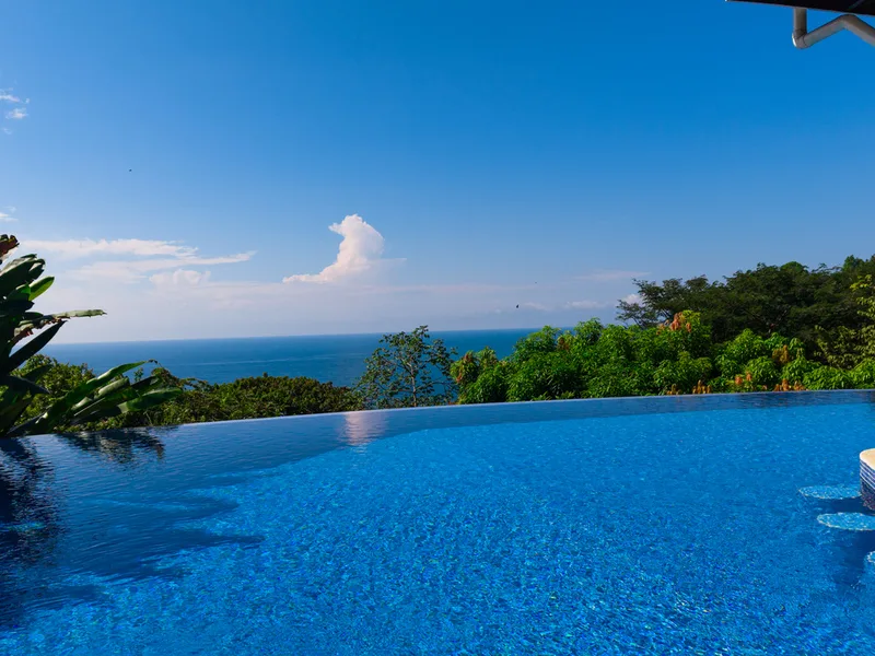 4 Bed Single Family Homes For Sale in Dominical, photo 5