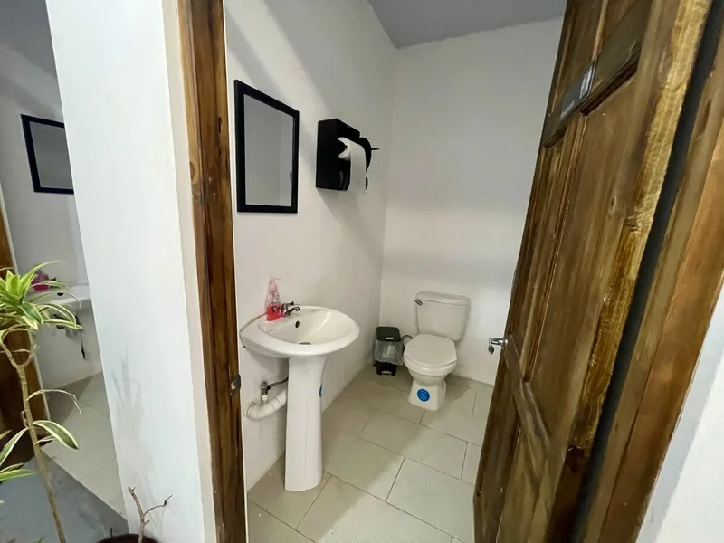 4 Bed Commercial For Sale in Junquillal, photo 13