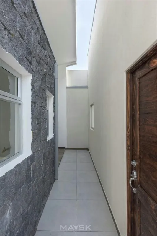 Venta de edificio con cinco apartamentos tipo Loft en San Rafael de Montes de Oca. Cada Apartamento contiene: 1 habitación, closet en melamina, piso cerámico, 1 baño con puerta de ..., photo 7
