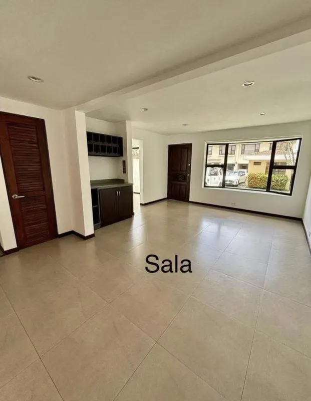 PRIME LOCATION: Boutique Gated Community in Trejos Montealegre, Escazú · San José (1 minute from Highway 27, 5 minutes from La Sabana, and walking distance to Avenida ..., photo 3