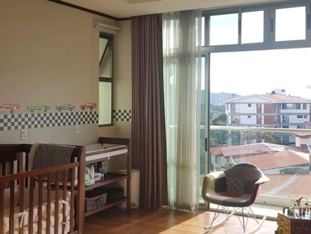 In Sabana Sur, Mata Redonda district, we have this luxurious and spacious 1-floor apartment with modern architecture and incredible mountain views. You will not find anything like it in ..., photo 12